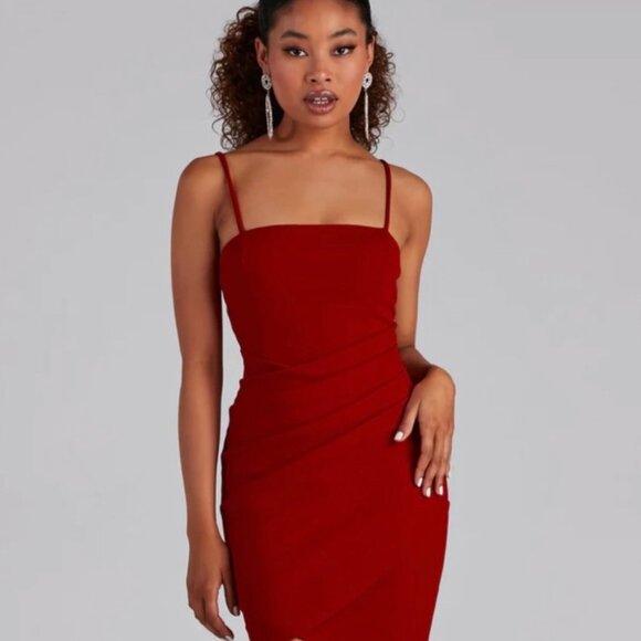 Windsor red bodycon crepe minidress, size S - Picture 2 of 7